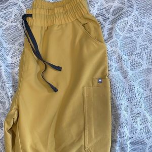 Figs scrub pants - worn once